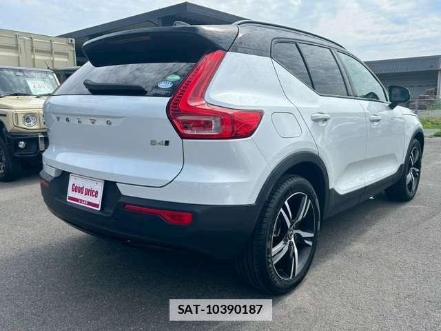 Volvo XC40 2021-04 7871582-13