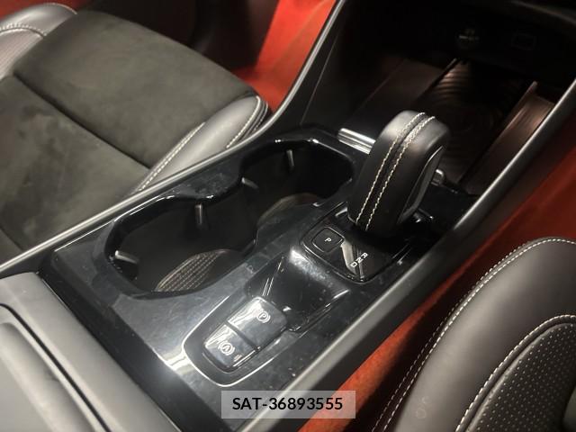 Volvo XC40 2018-11 7871697-11