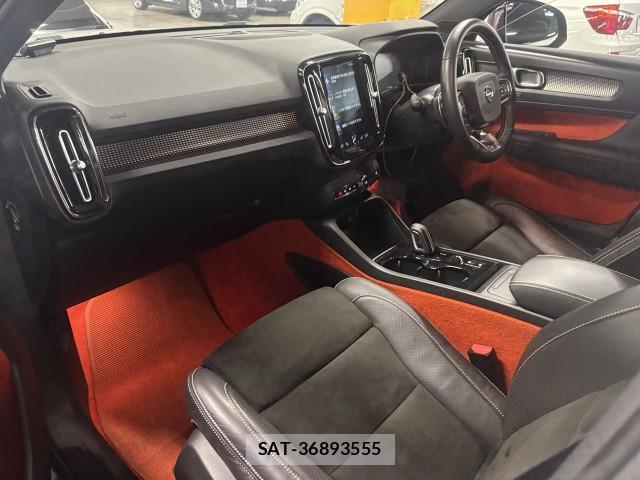 Volvo XC40 2018-11 7871697-5