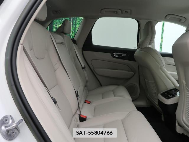 Volvo XC60 2022-08 7868352-11