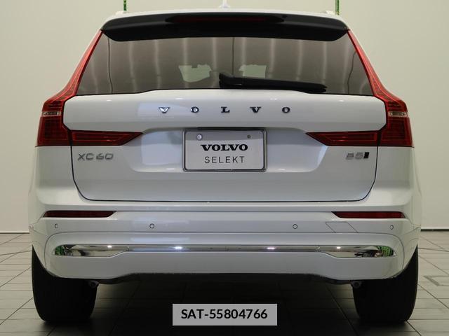Volvo XC60 2022-08 7868352-16