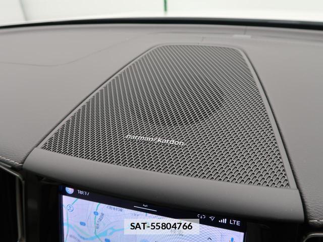 Volvo XC60 2022-08 7868352-6