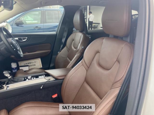 Volvo XC60 2018-06 7868630-14