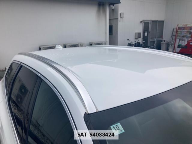 Volvo XC60 2018-06 7868630-8
