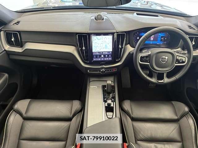 Volvo XC60 2022-03 7869389-1