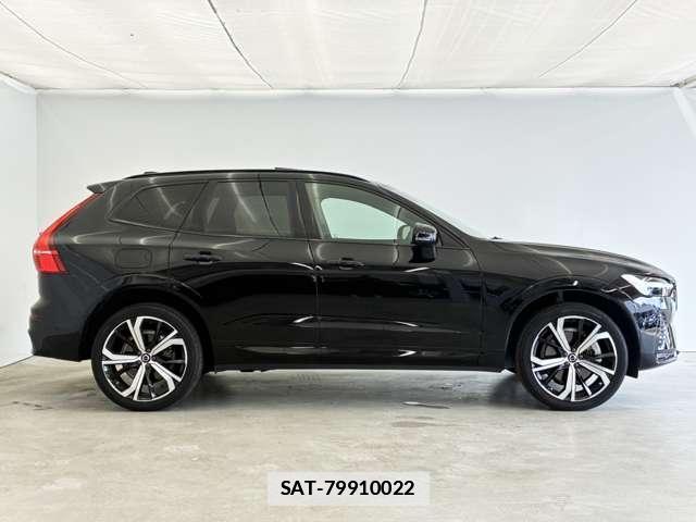 Volvo XC60 2022-03 7869389-7