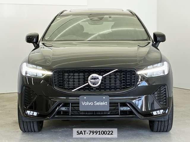 Volvo XC60 2022-03 7869389-8