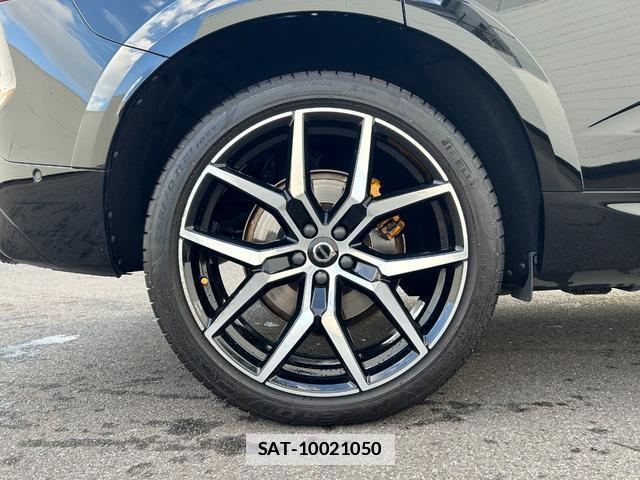 Volvo XC60 2020-11 7871488-18