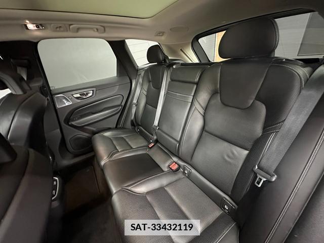 Volvo XC60 2018-01 7872209-1