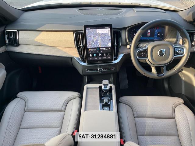 Volvo XC90 2025-02 7868076-1