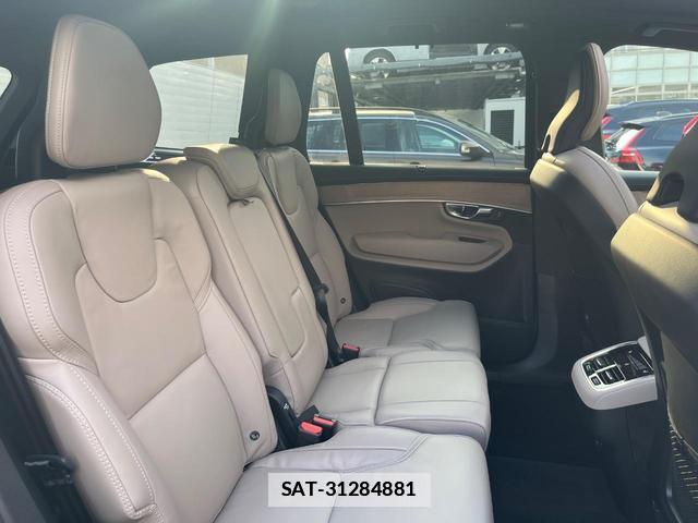 Volvo XC90 2025-02 7868076-13