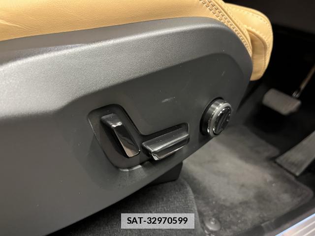 Volvo XC90 2024-08 7871489-9