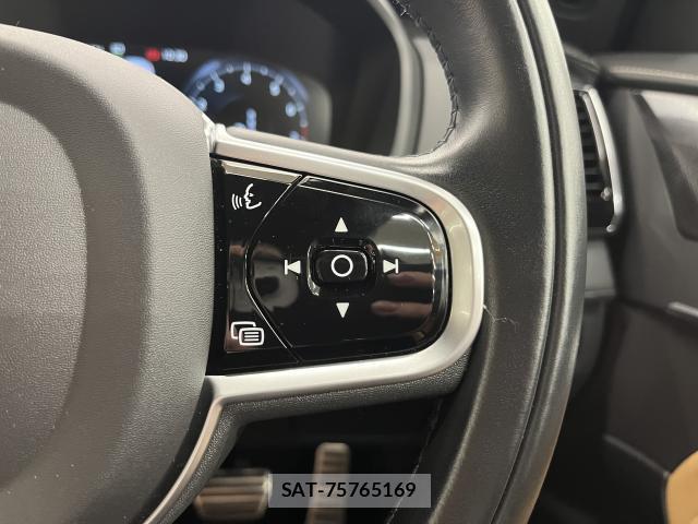 Volvo XC90 2022-08 7871490-10