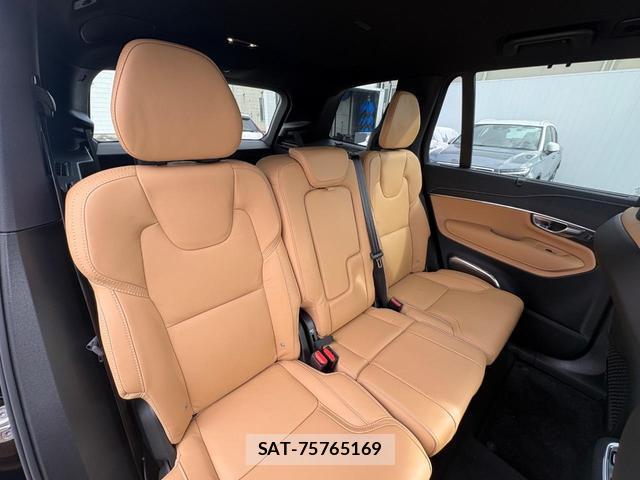 Volvo XC90 2022-08 7871490-5
