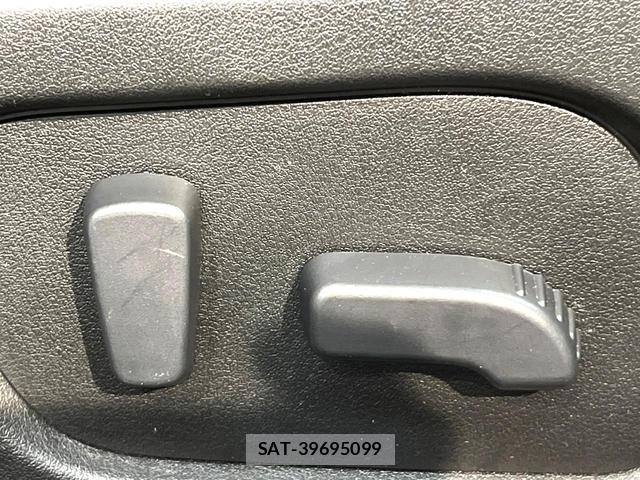 Subaru XV 2012-10 7869294-6