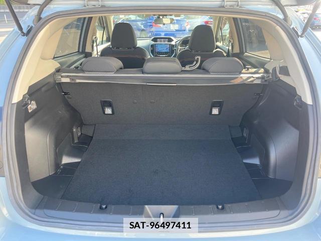 Subaru XV 2017-11 7869658-10