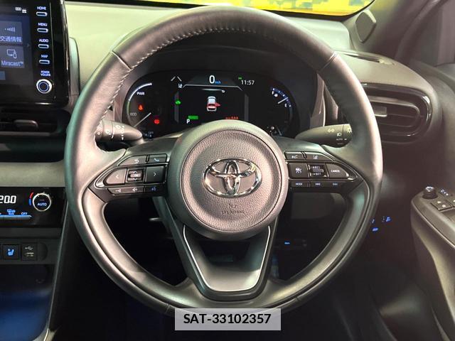 Toyota YARIS CROSS 2023-04 7869208-10