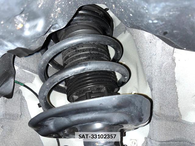 Toyota YARIS CROSS 2023-04 7869208-19