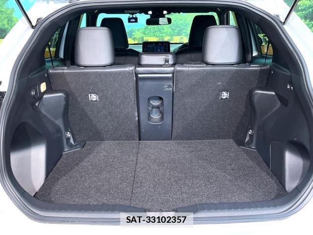 Toyota YARIS CROSS 2023-04 7869208-9