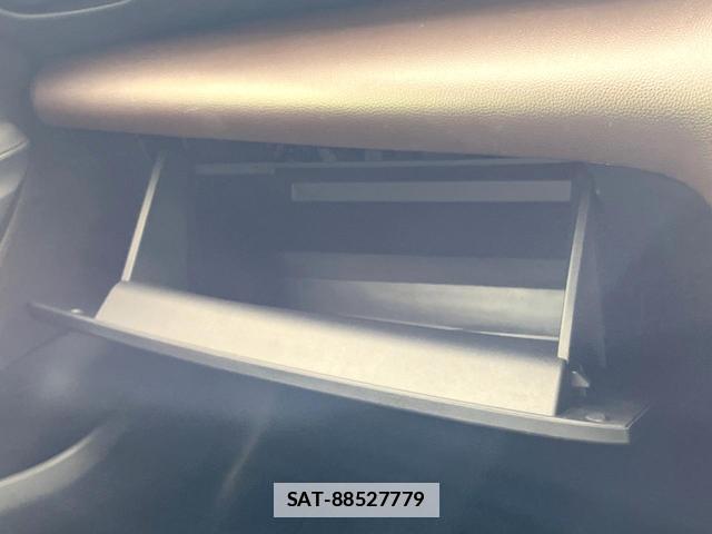 Toyota YARIS CROSS 2021-04 7869873-19