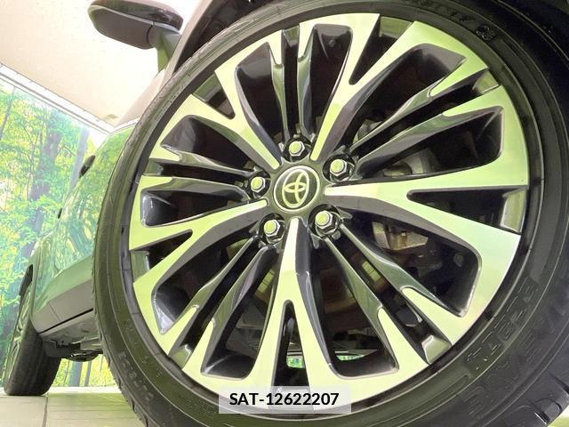 Toyota YARIS CROSS 2023-03 7869877-12