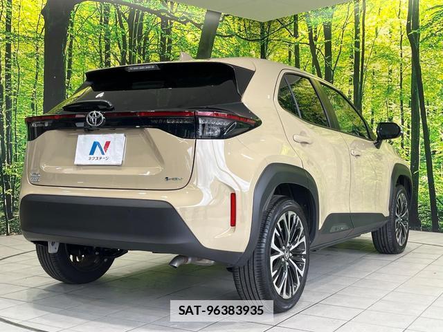 Toyota YARIS CROSS 2025-01 7870448-16