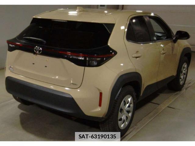 Toyota YARIS CROSS 2021-05 7870564-4