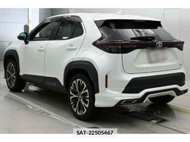 Toyota YARIS CROSS 2023-09 7870668-4