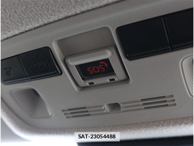 Toyota YARIS CROSS 2024-05 7871365-11
