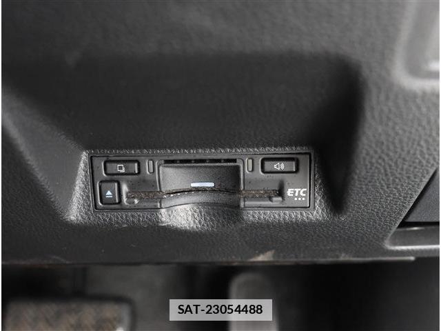 Toyota YARIS CROSS 2024-05 7871365-4