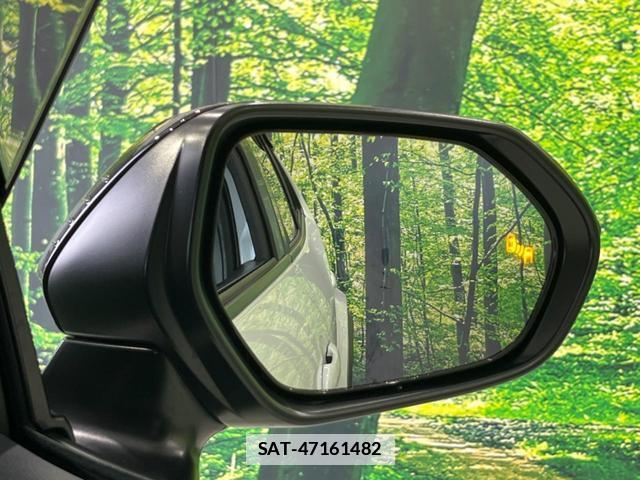 Toyota YARIS CROSS 2023-10 7872185-6