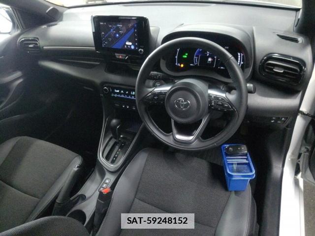 Toyota YARIS 2025-04 7867322-2