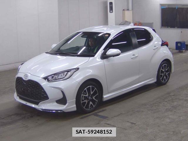 Toyota YARIS 2025-04 7867322-3