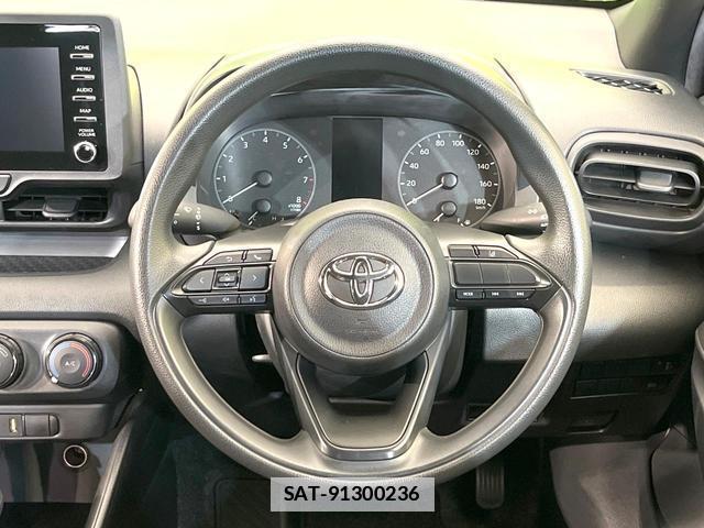 Toyota YARIS 2020-07 7868443-10