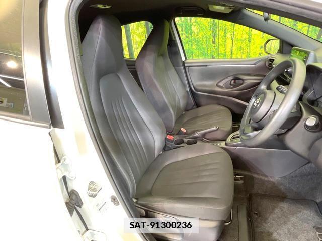 Toyota YARIS 2020-07 7868443-7