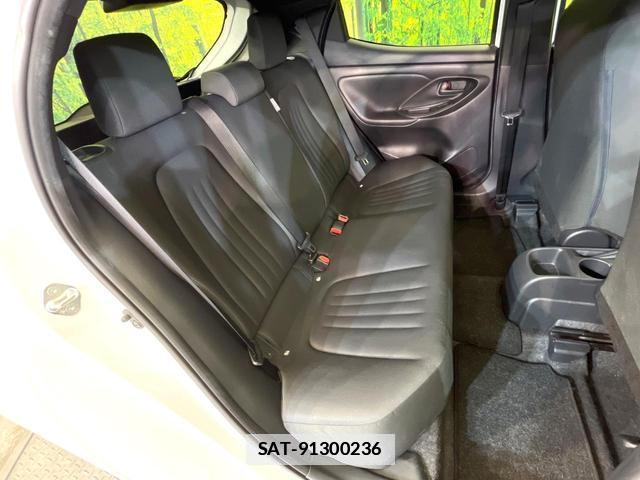 Toyota YARIS 2020-07 7868443-8