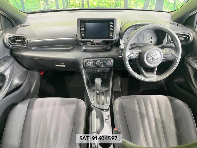 Toyota YARIS 2020-04 7869044-1