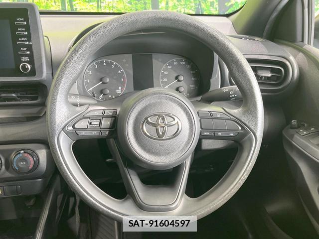 Toyota YARIS 2020-04 7869044-10