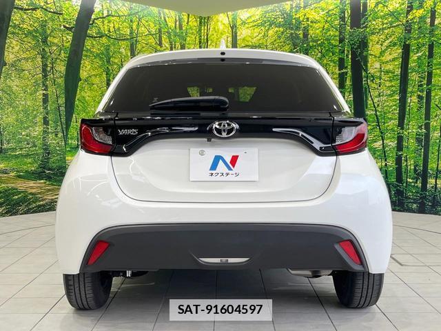 Toyota YARIS 2020-04 7869044-14