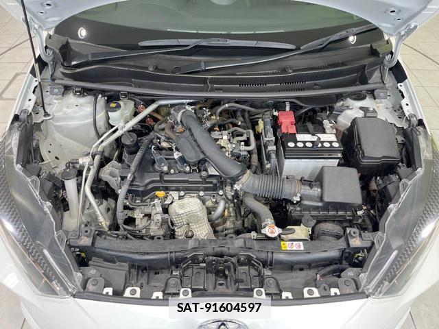 Toyota YARIS 2020-04 7869044-17