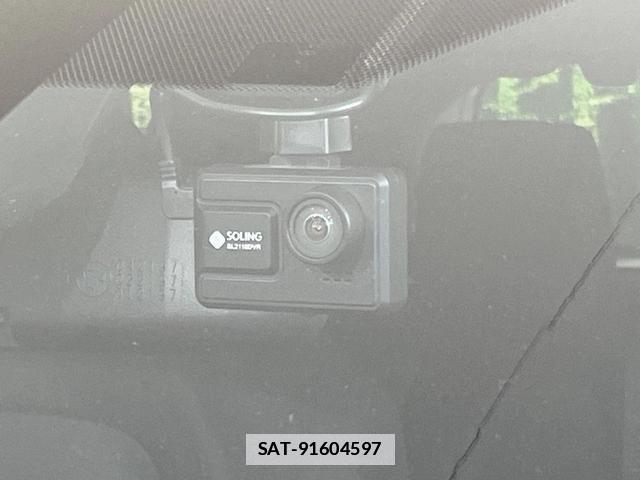 Toyota YARIS 2020-04 7869044-6