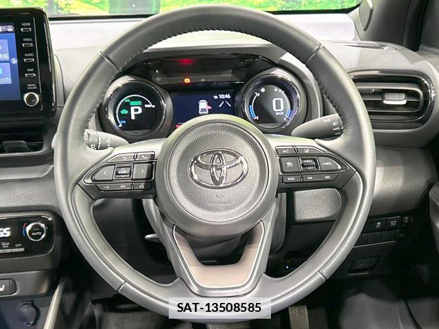Toyota YARIS 2020-10 7869131-10
