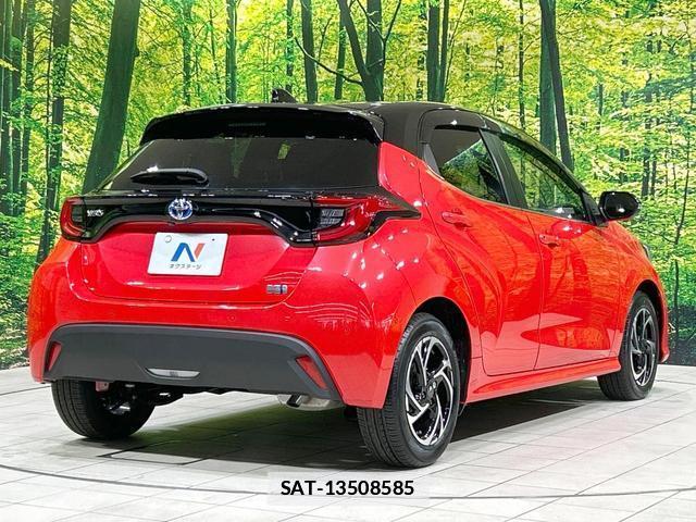 Toyota YARIS 2020-10 7869131-16