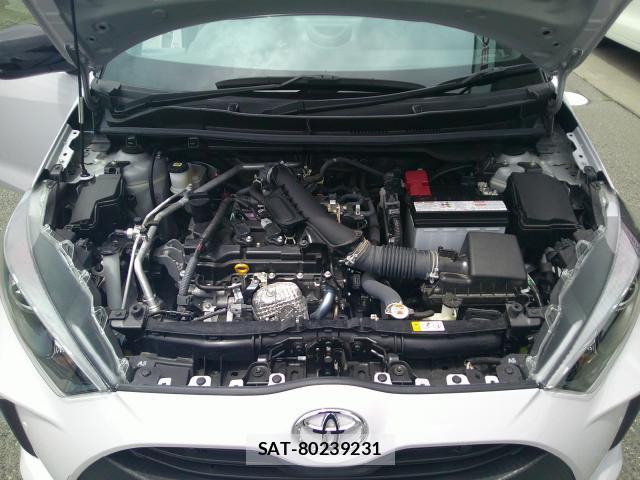 Toyota YARIS 2022-05 7870419-11