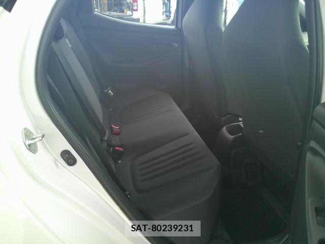 Toyota YARIS 2022-05 7870419-15