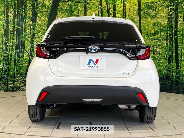 Toyota YARIS 2021-05 7871028-14