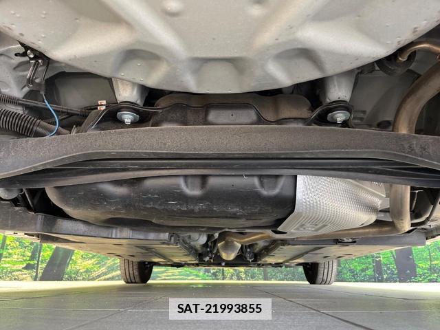 Toyota YARIS 2021-05 7871028-18