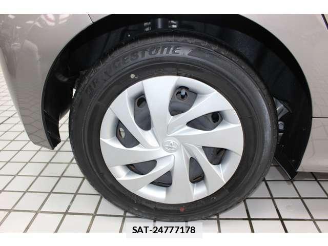 Toyota YARIS 2020-04 7871945-12