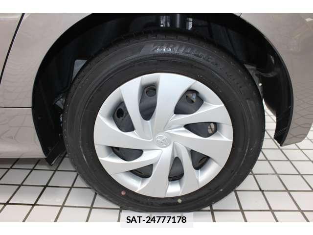 Toyota YARIS 2020-04 7871945-13
