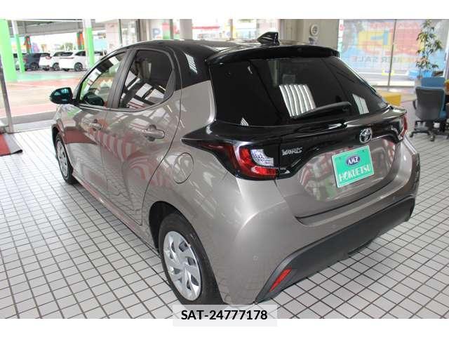 Toyota YARIS 2020-04 7871945-5